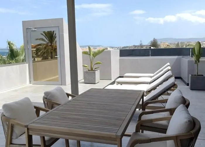 Summertime Signature Suites